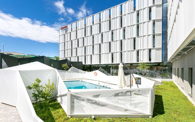 Отель Hampton by Hilton Alcobendas Madrid