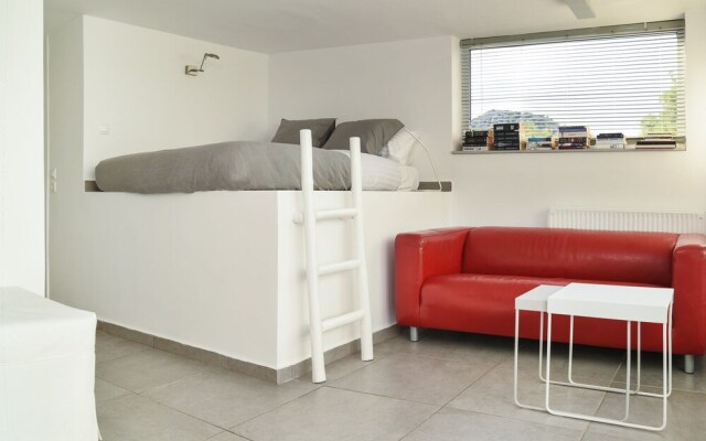 The coolest loft & terrace Varkiza SV