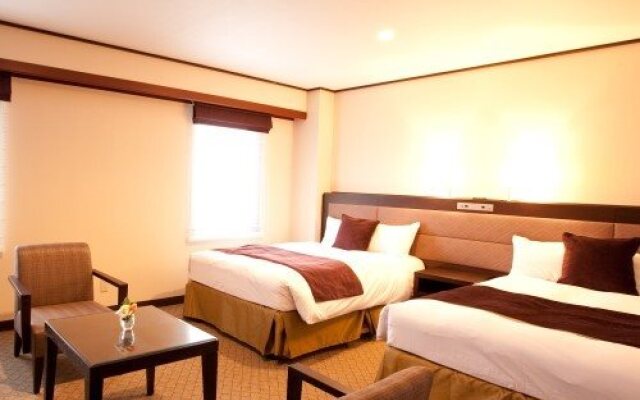 Royal Pines Hotel Yonezawa