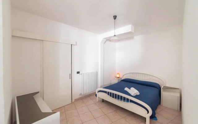 Casa Del Sol Levante Near The Sea