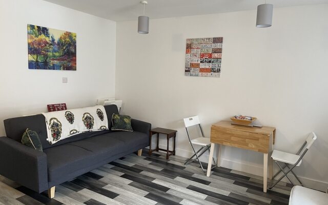 Impeccable 1-bed Apartment in Chesterfield