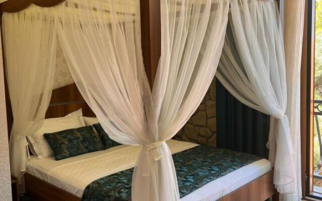 Akvaryum Butik Otel Karaburun