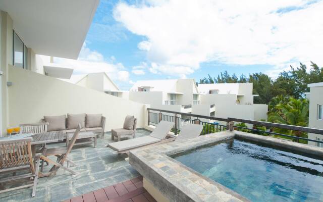 Cape Bay Luxury Beach Apartments
