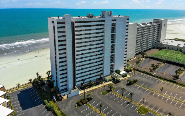 Brigadune 12f 3 Bedroom Condo