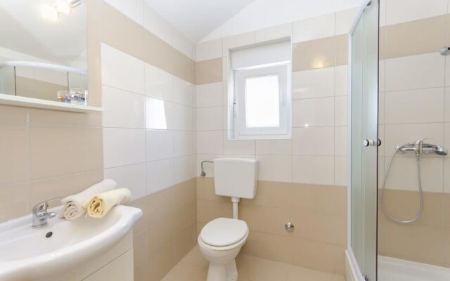 Apartmani Marinović - Vodice