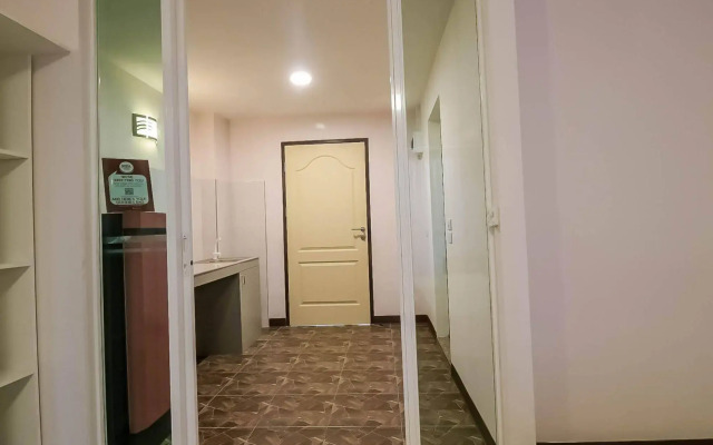 Nida Rooms Samanchan Lunatic