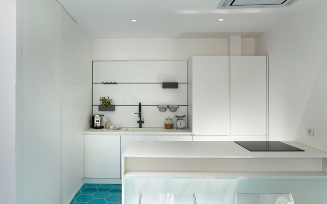 Exclusive Seafront Flat With Terrace and Jacuzzi - By Beahost Rentals