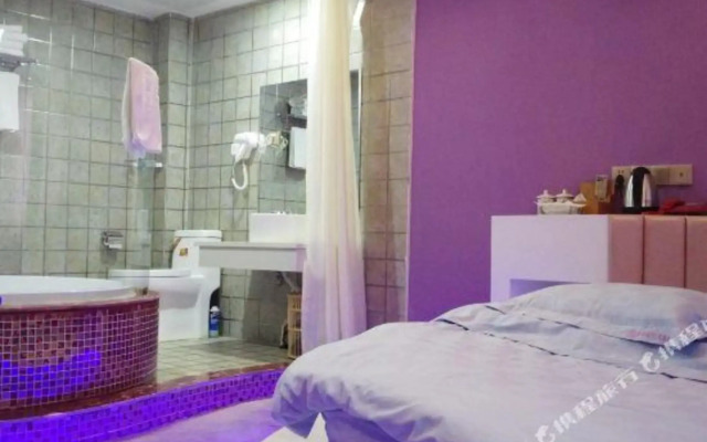 OYO Huadu Theme Hotel