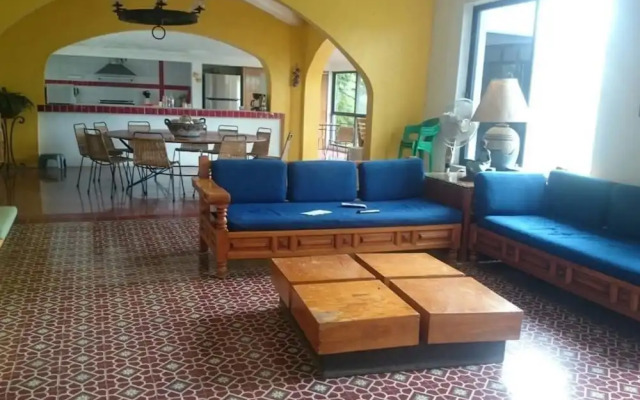 LA Casa MÁS Bonita DE Teques - 30 Personas
