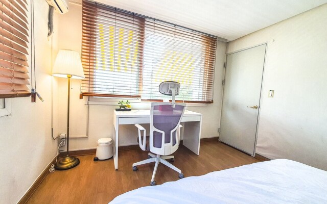 SG Tailored Serviced Home 5min walk from metro