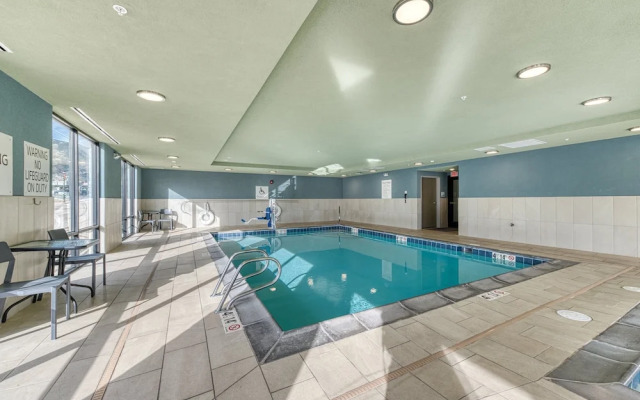 Holiday Inn Express & Suites Manitou Springs by IHG