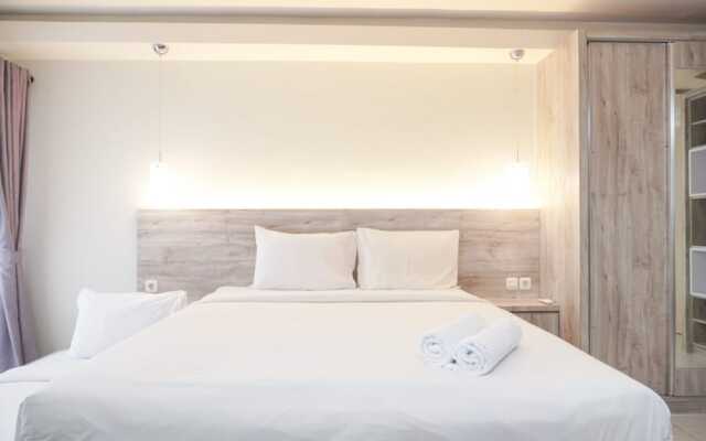 Comfort And Minimalist Studio At Amethyst Apartment