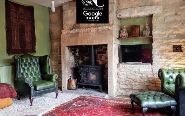 Nutclough Cottage - Log Fire and Valley View - Sleeps 2