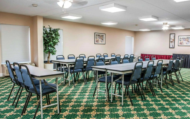 Quality Inn Rochester South