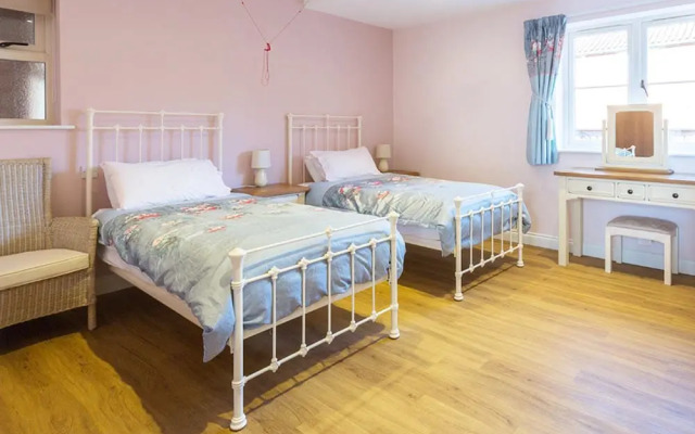 Damerons Farm Cottages
