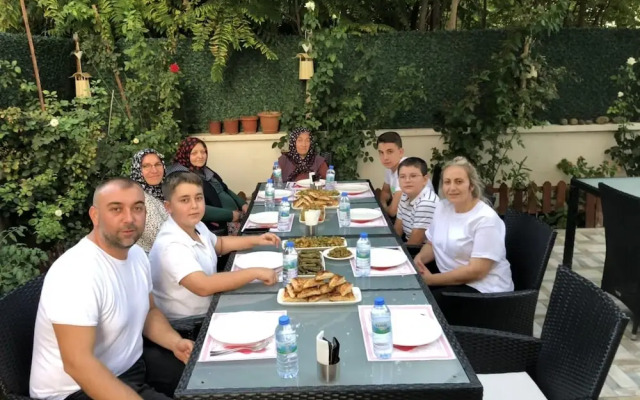 Kehribar Otel & Cafe Restaurant