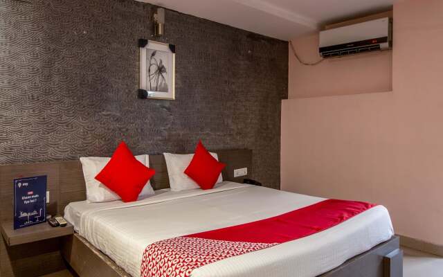 OYO 4822 Hotel Pratap Residency