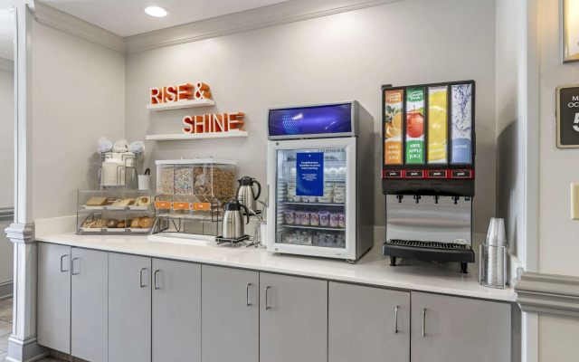 Comfort Suites Valdosta Mall Area