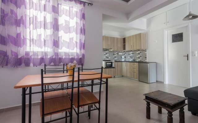 Comfy apartment for 6 people in Heraklion