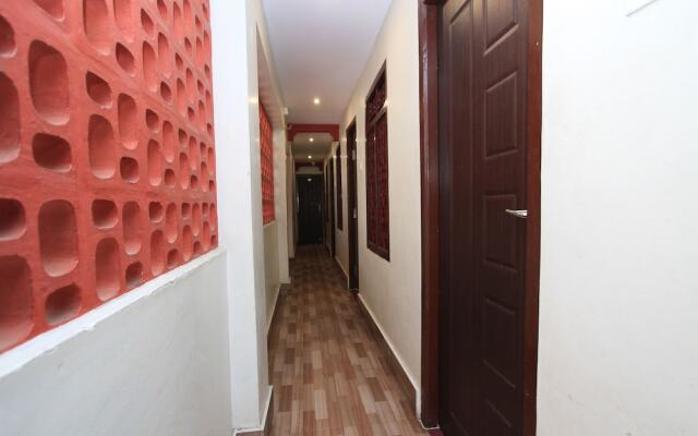 OYO Flagship 16691 Hotel Chakkaravarthi