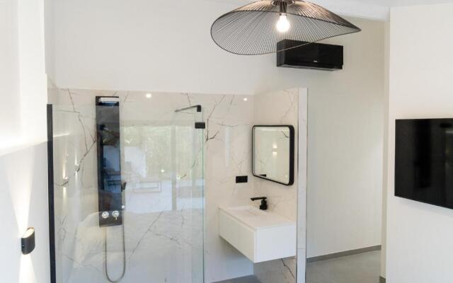 Villa 6 pers à 30m de la mer