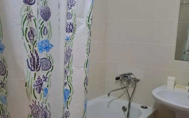 Я к Вам на улице Крылова 15 корпус 2