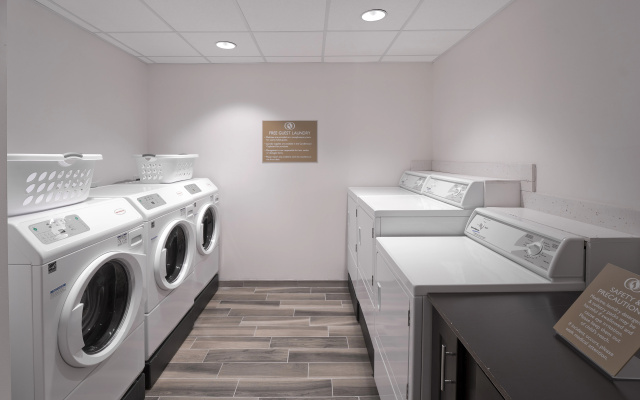 Candlewood Suites Baltimore - Inner Harbor by IHG