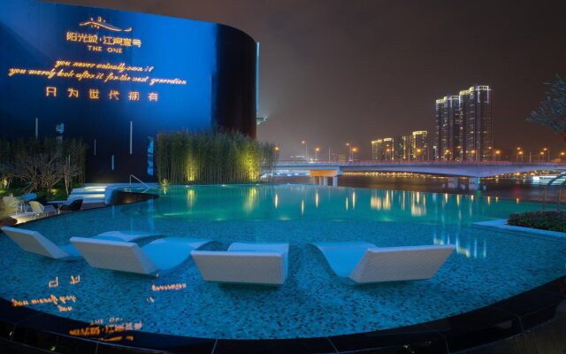 Nomo Residence The One Riverside Hotel