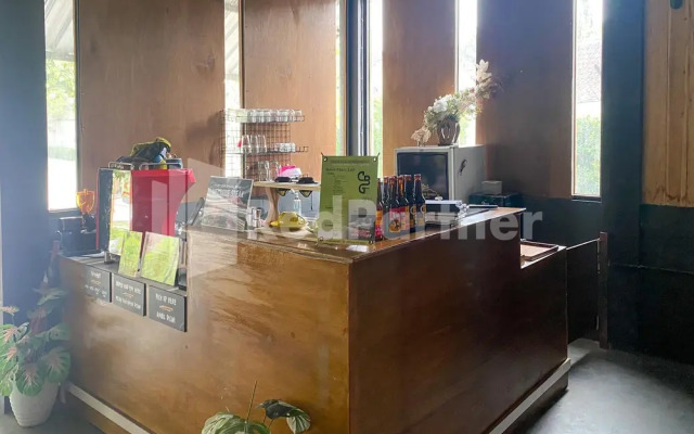 CBG INN RedPartner near Stasiun Solo Balapan