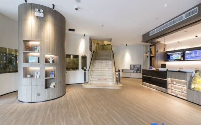 Hanting Hotel Shanghai Xujiahui Puhuitang Road