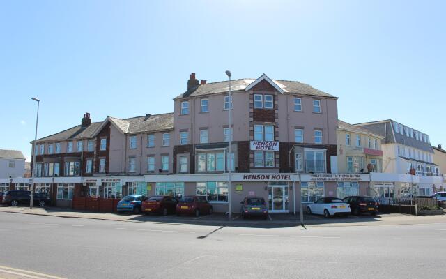 Henson Hotel