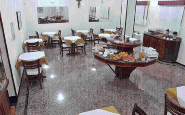 Hotel Plaza Inn Flat Residence