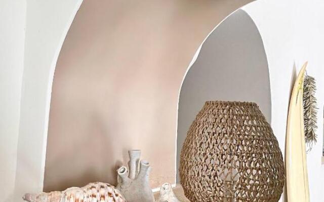 La Maison du Trident en Camargue Piscine et Jacuzzi