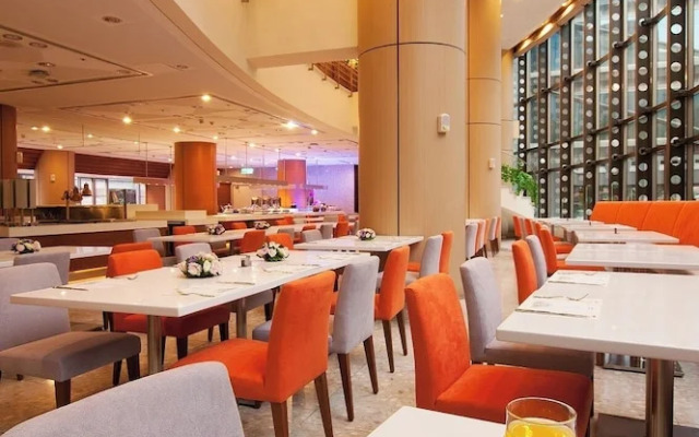 Howard Civil Service International House