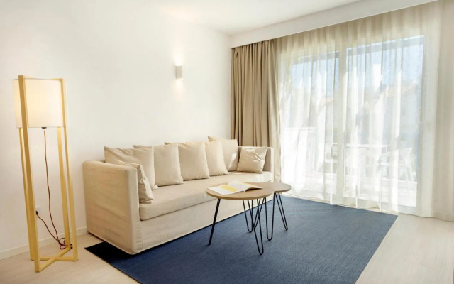 Parque Nereida Suites Hotel