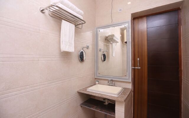 OYO 10448 Green View Home Stay