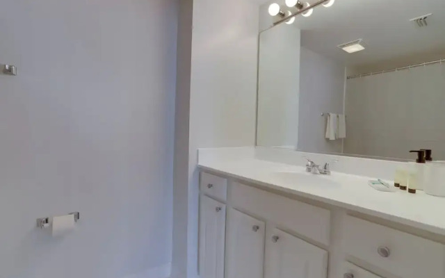 Apt in the Heart of Ballston