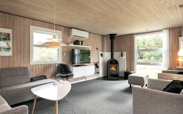 6 Person Holiday Home in Hals-by Traum