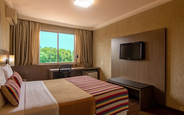 Hotel Deville Express Cascavel