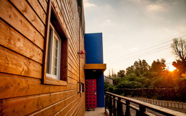 Blue Pony Guesthouse