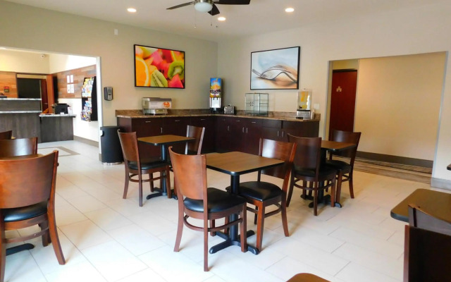 Island Suites