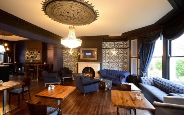 The Townhouse Hotel