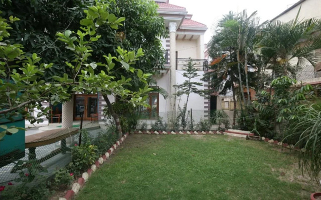 Hotel Palm House