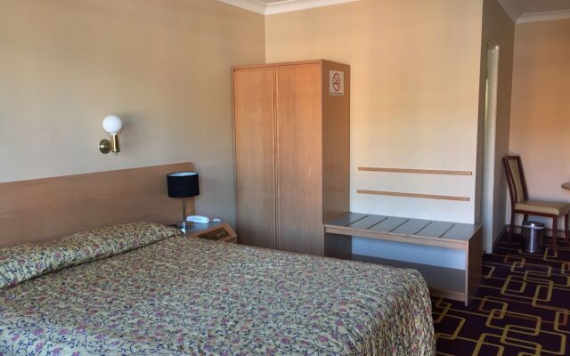 Ashfield Motor Inn