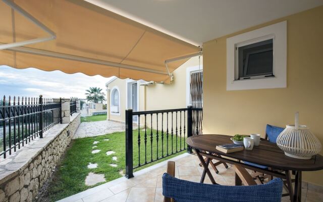Niouris Apartments