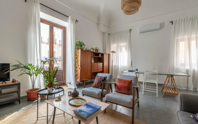 Candelai Apartment With Terrace