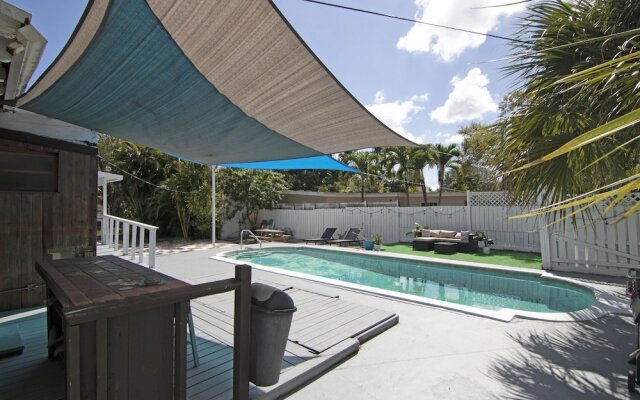 Tarpon River Getaway