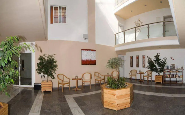 Tropicana Beach Resort