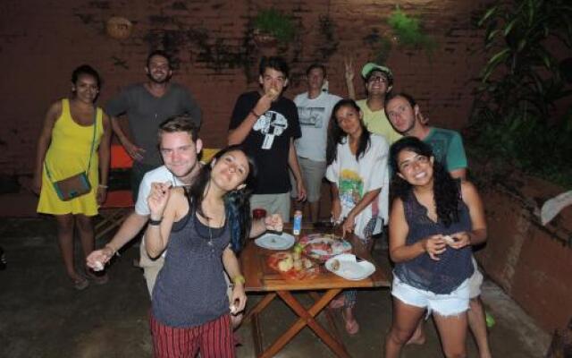 Colonial Hostel & Camping