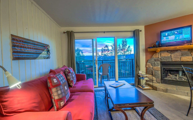 Scandinavian Lodge By Retreatia